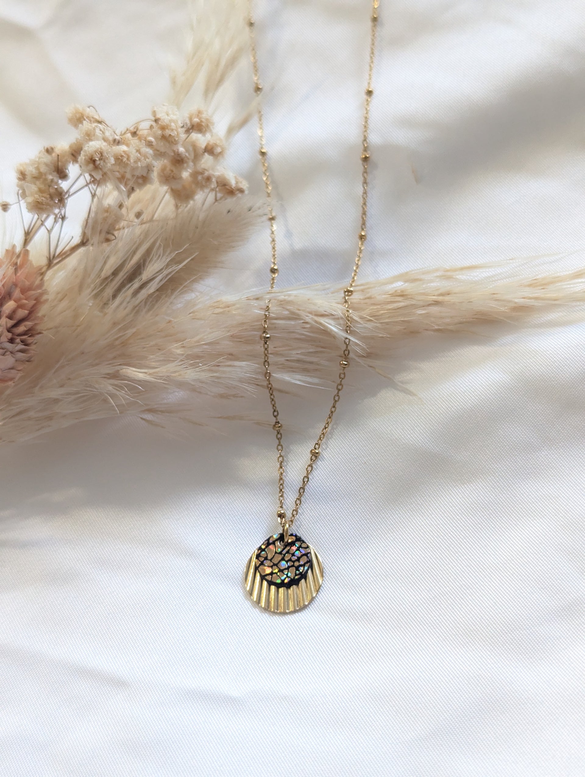 Collier SM avec couture sellier manuelle - Colliers en cuir/Couture - Caresse de Cuir